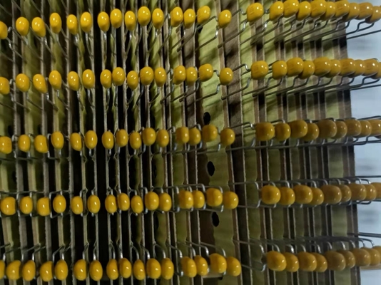 Condensateur 100pF en céramique monolithique multifonctionnel anti-parasitage