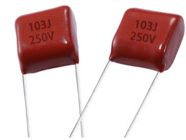 qualité  Red 0.01 UF Metallized Polyester Film Capacitor Voltage Proof usine